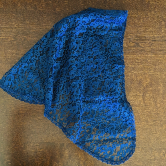 Handmade navy blue floral chapel veil - Picture 1 of 5